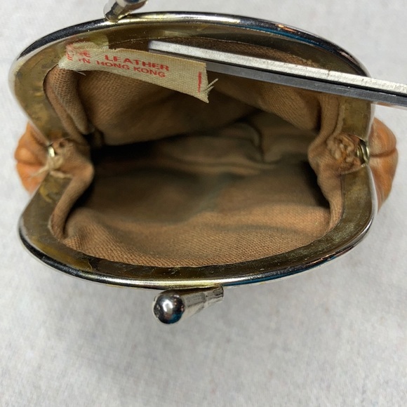 Vintage Leather Coin Purse - Picture 4 of 8